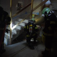 Löschübung mit Atemschutz: Wohnhausbrand